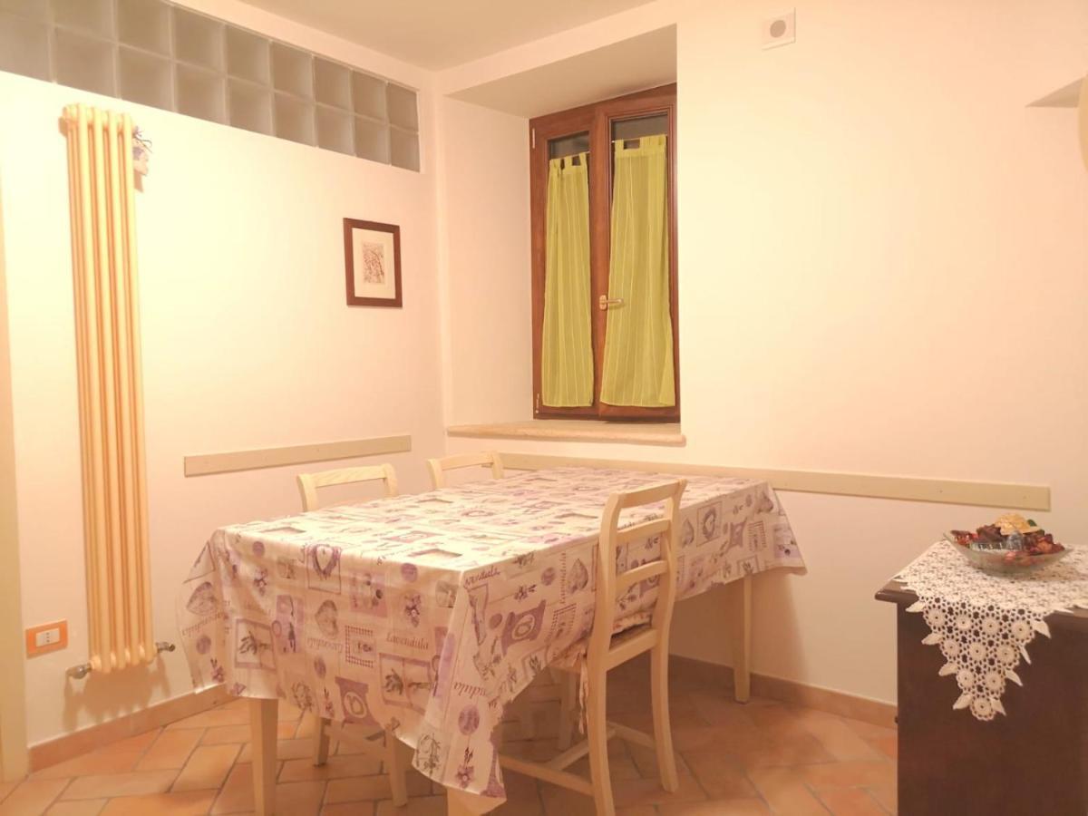 Casa Mica Hotel Abbadia San Salvator Eksteriør billede