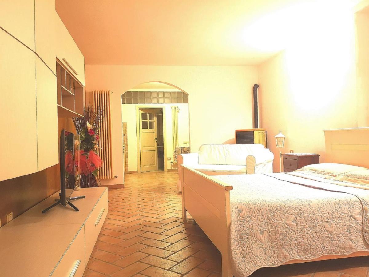 Casa Mica Hotel Abbadia San Salvator Eksteriør billede